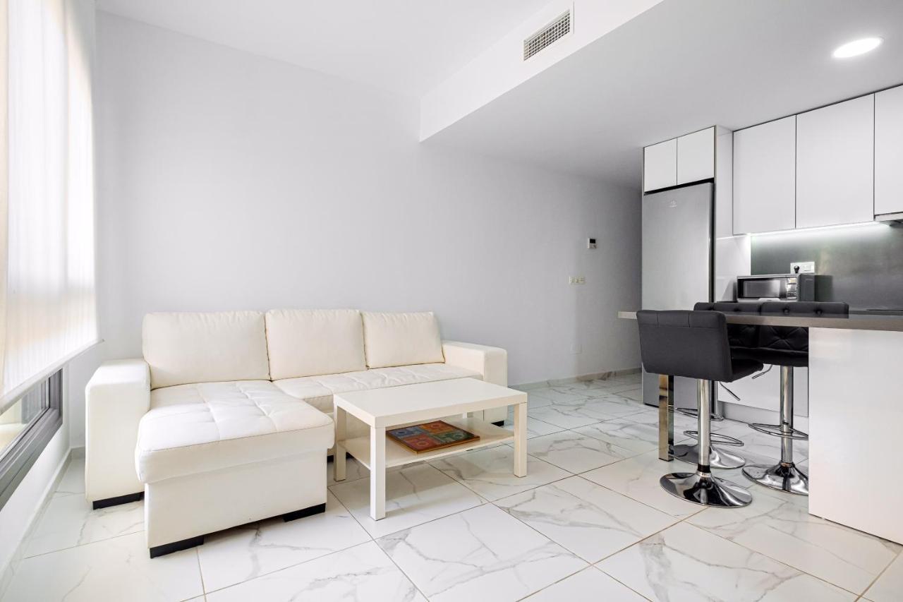 Apartment Beach&рool *